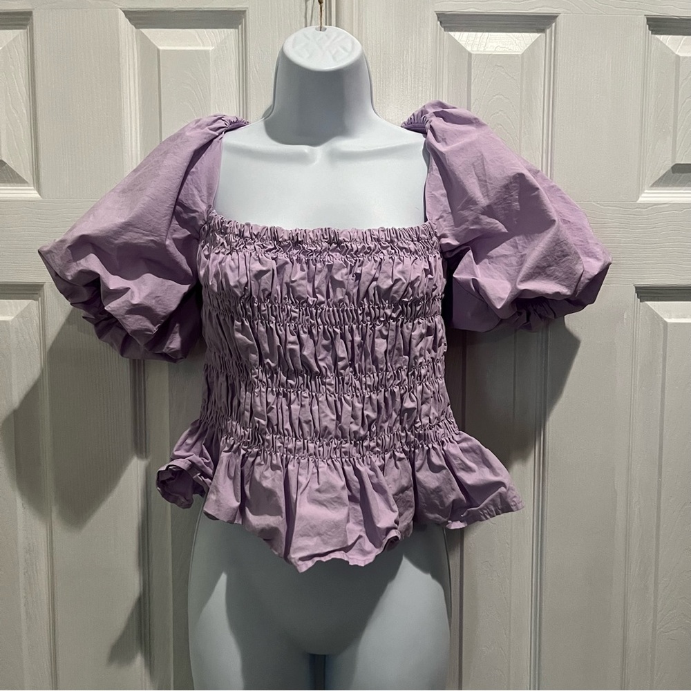 ASTR The Label Lavender Purple Smocked Puff Sleeve Ruffle Hem Top Medium
